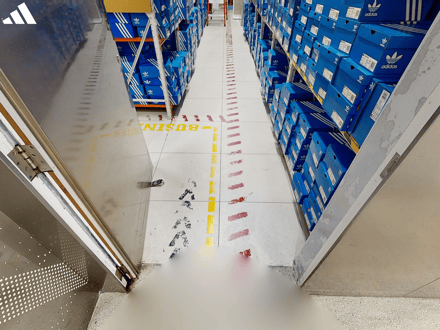 adidas Virtual Tour System