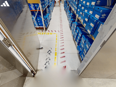 adidas Virtual Tour System
